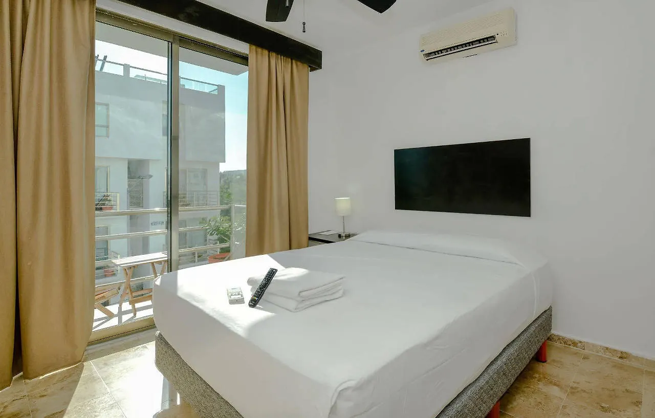Las Perlas Condo 신데 델 카르멘